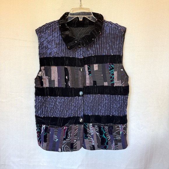 NADYA Art to Wear Reversible Velvet Silk Patchwork Vest - Picture 1 of 14